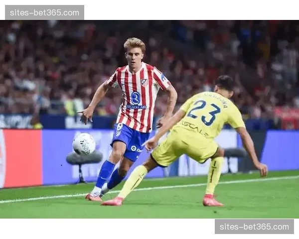 贝蒂斯4-3-3阵型边路防守压力大 边锋回防不足